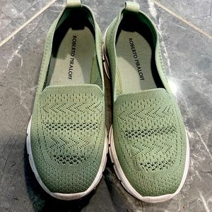 Comfy new shoes wore it once